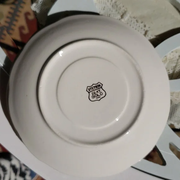 Stetson 22k gold trimmed bread plate replacement 6in two - Picture 2 of 4